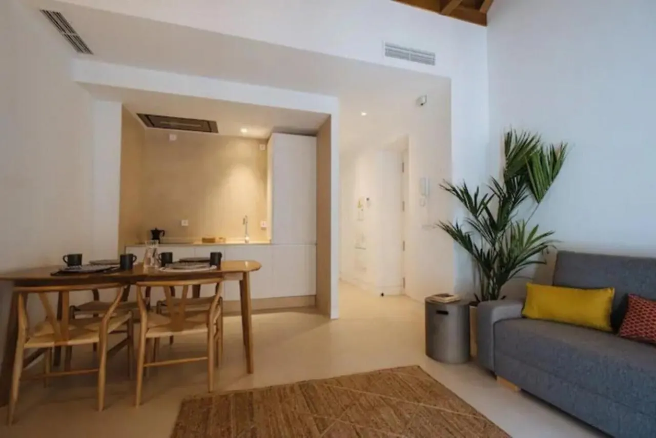 Minty Stay - Santa Catalina Seville Apartment